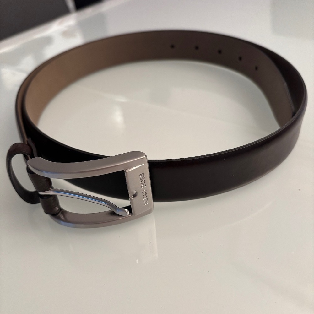 Hugo Boss Men's Leather Brown Belt, 100-38